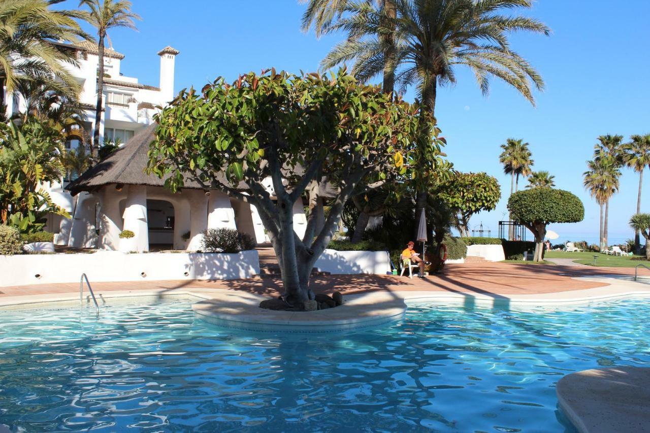 Alcazaba Beach Apartment 3302 Estepona Bagian luar foto