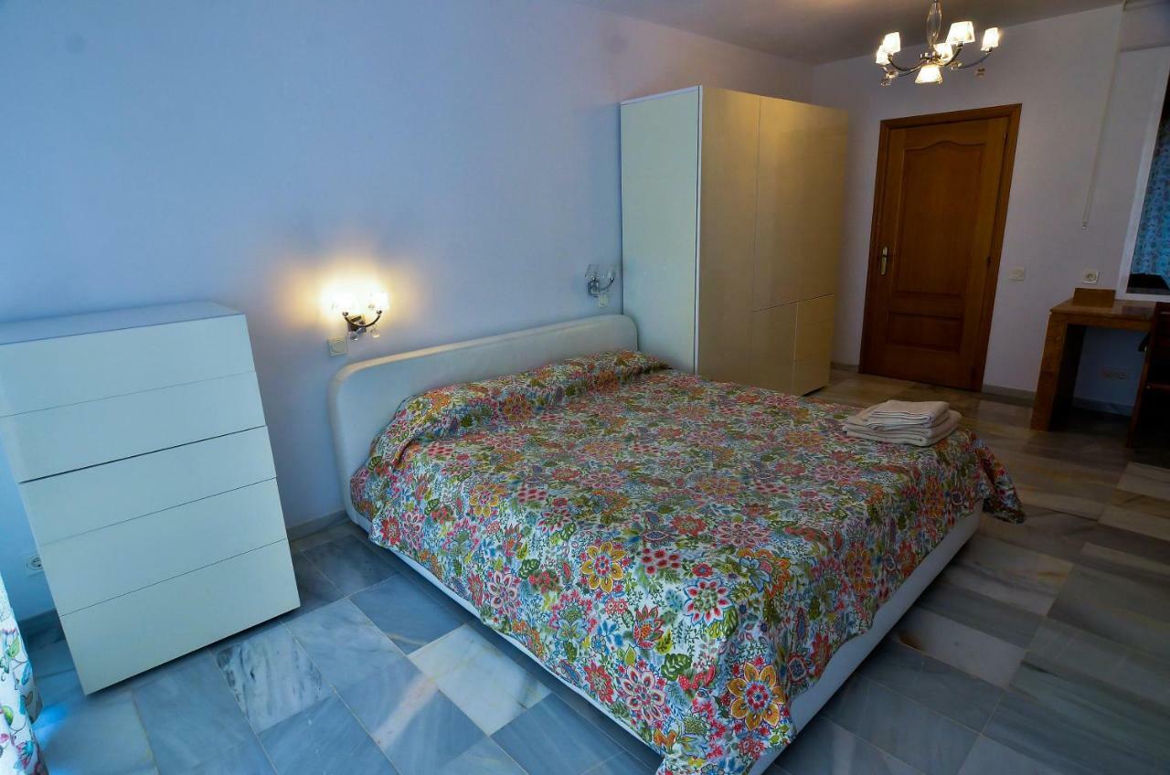Alcazaba Beach Apartment 3302 Estepona Bagian luar foto