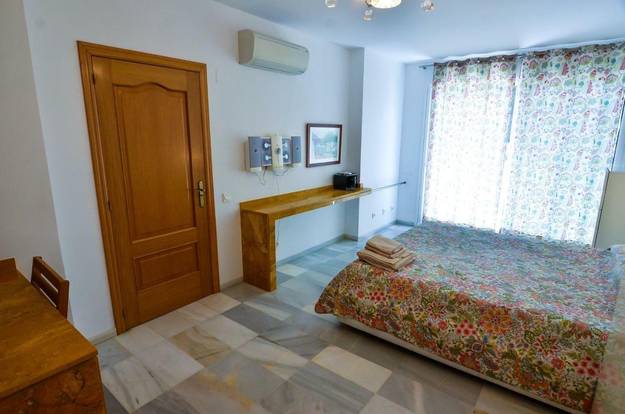 Alcazaba Beach Apartment 3302 Estepona Bagian luar foto