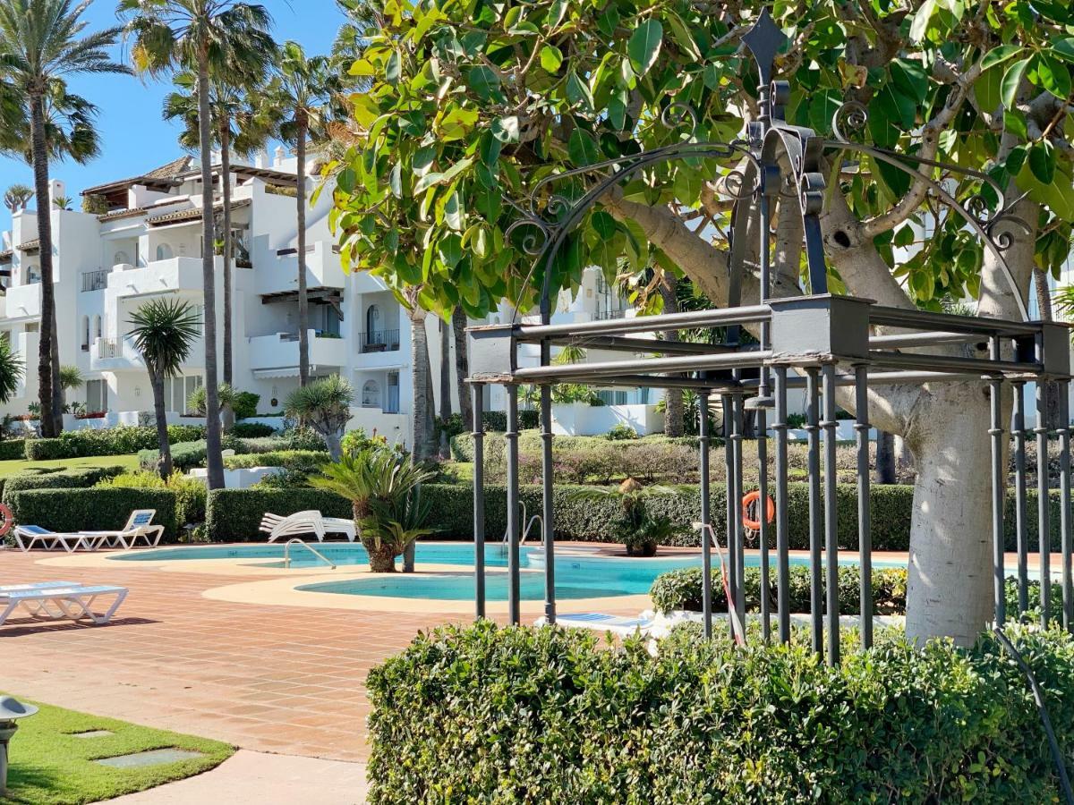Alcazaba Beach Apartment 3302 Estepona Bagian luar foto
